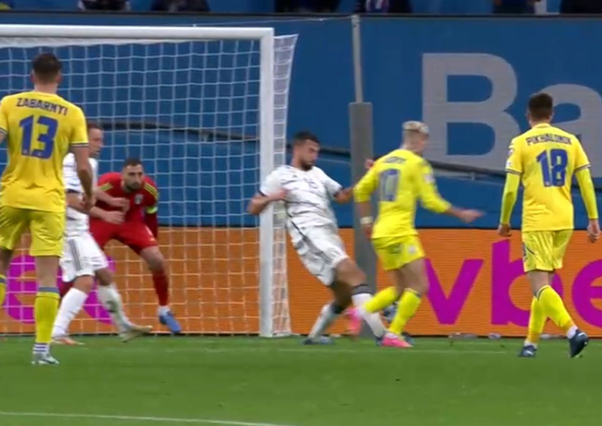 Penalty cerut de Ucraina cu Italia