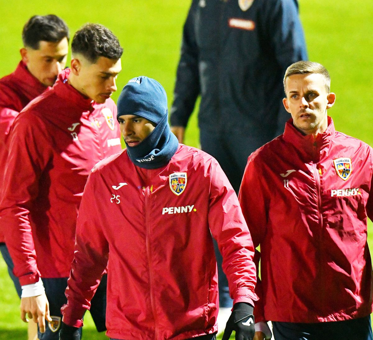 Cineva să-l trezească! Premierul Ciolacu, gafă de proporții în cantonamentul naționalei: „La 5 ani după Revoluție, n-am mai avut fotbal”