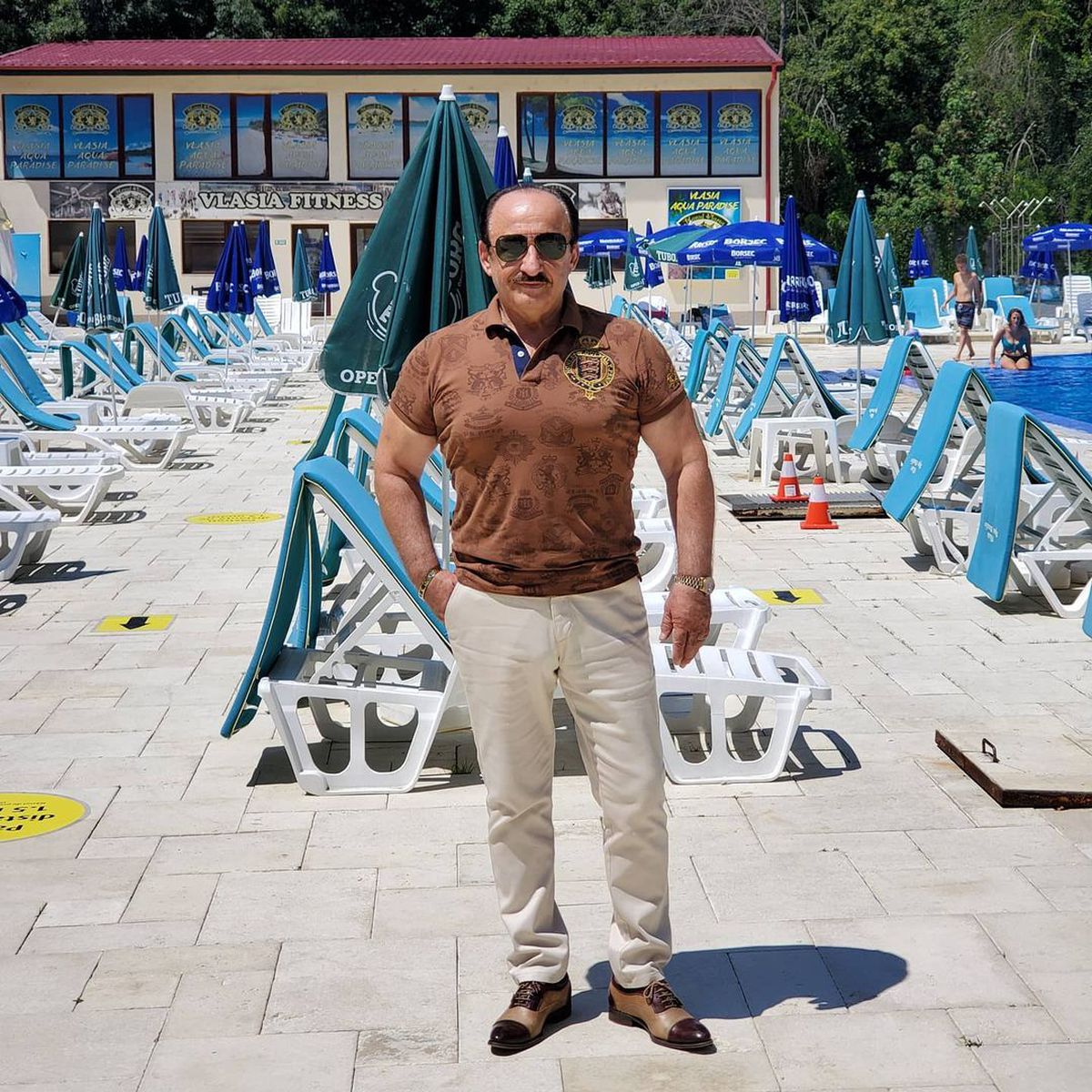 Îl recunoști? Fostul patron al Rapidului a sărbătorit în Giulești victoria cu Dinamo: „Vreau să îi mulțumesc domnului Șucu”