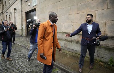 Proces de milioane » Manchester City, dată în judecată de jucătorul expulzat din lot