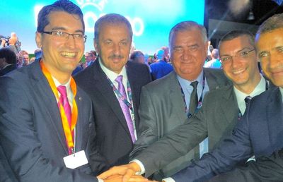 „Unii zâmbesc strâmb și strepezit acum” » Ode pentru Burleanu de la un politician cu nume: „O victorie a viziunii și perseverenței. Echipa FRF a rezistat unui tsunami de insolențǎ”