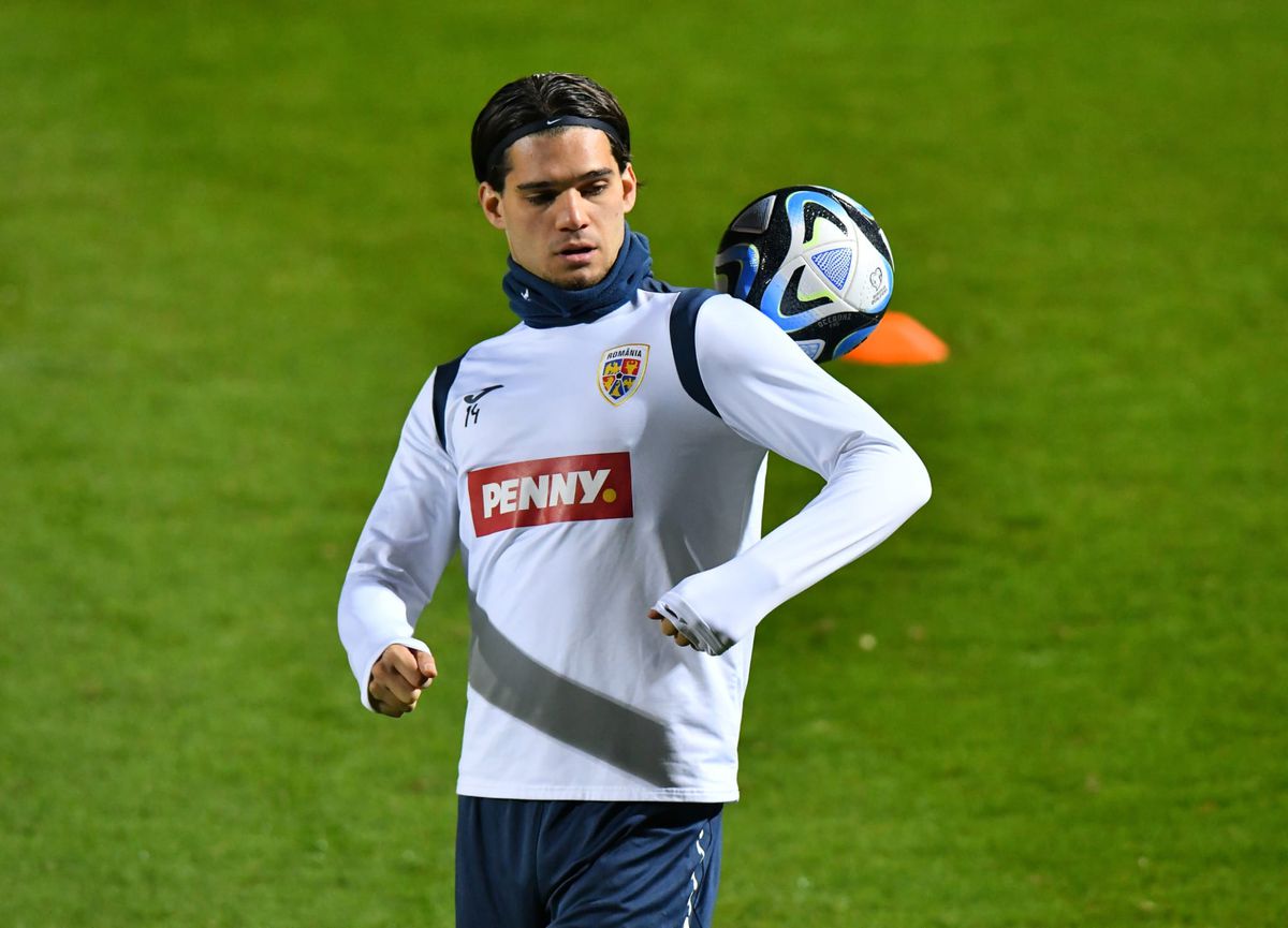 Cineva să-l trezească! Premierul Ciolacu, gafă de proporții în cantonamentul naționalei: „La 5 ani după Revoluție, n-am mai avut fotbal”