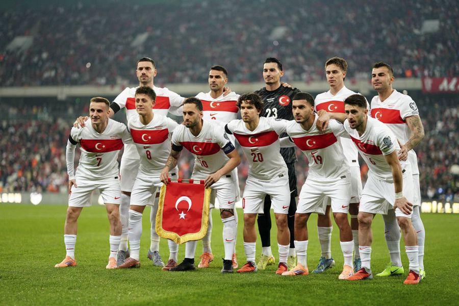 Turcia va fi o nucă tare pentru România în barajul pentru Mondiale din martie 2026 // foto: Imago „Fotbalistul Anului”, Andrei Rațiu, interviu de gală la Madrid: „Nu sunt arogant. Sunt doar timid” + „Vini jr. cel mai incomod? Nu! El e mult mai electrizant!”