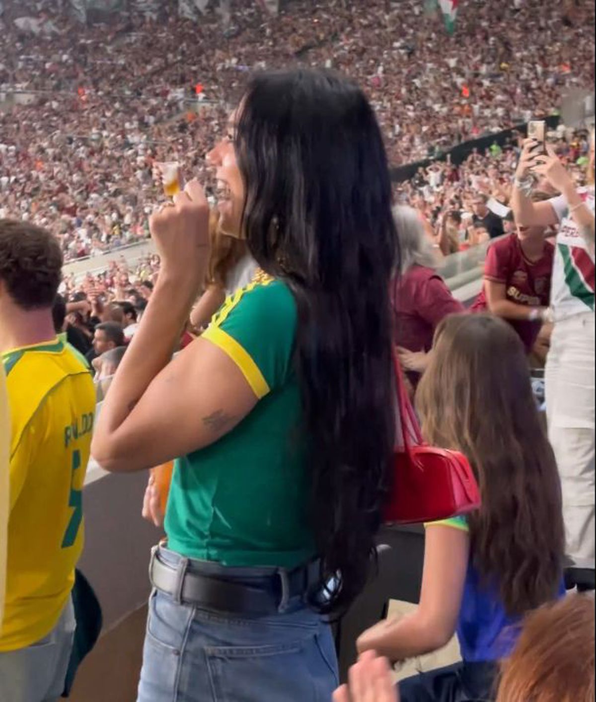 Dua Lipa i-a enervat pe fanii FIFA 21 » Ce îi nemulțumește pe gameri