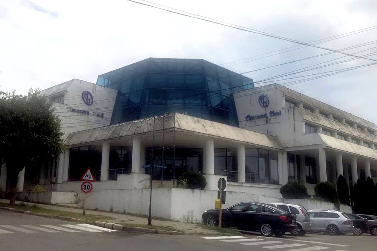 FOTO Gică Popescu a renunțat la hotelul său din Calafat: cum arată în prezent stabilimentul