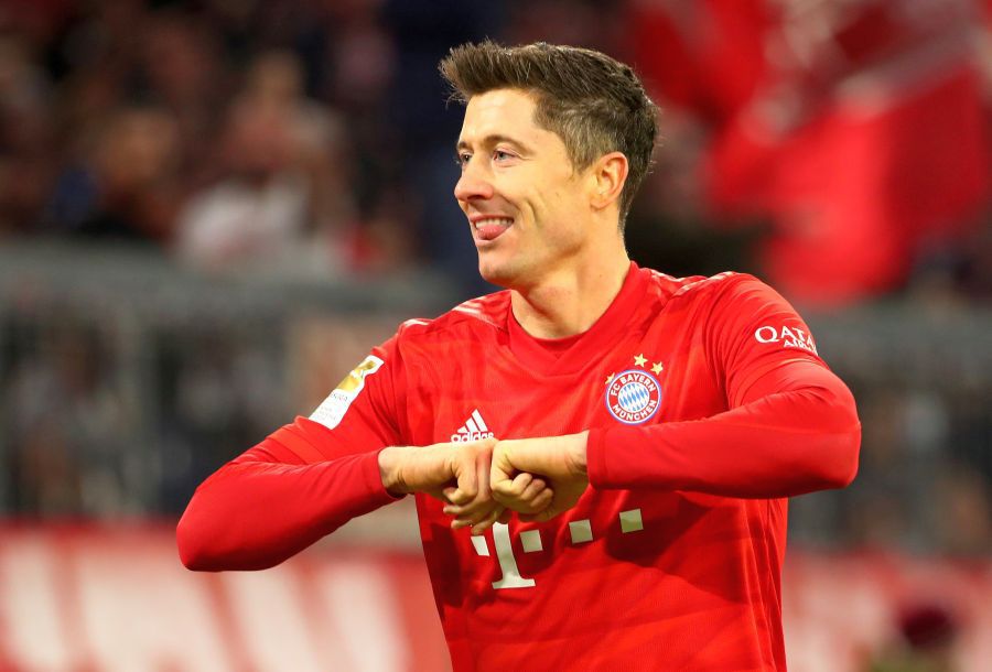 Robert Lewandowski, bombardierul care are mai multe goluri decât Messi și Cristiano împreună, se operează!