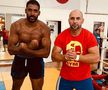 Benny Adegbuyi (35 de ani) l-a învins pe marocanul Badr Hari (36 de ani) în gala Glory 76. Ciprian Sora, unul dintre cei mai importanți luptători de kickboxing din istoria României, a avut un mesaj pentru criticii lui Benny.