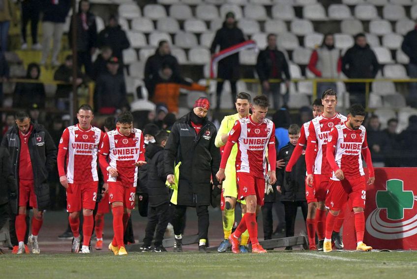 Fotbaliștii lui Dinamo au fost huiduiți la finalul partidei / FOTO: Cristi Preda (GSP)