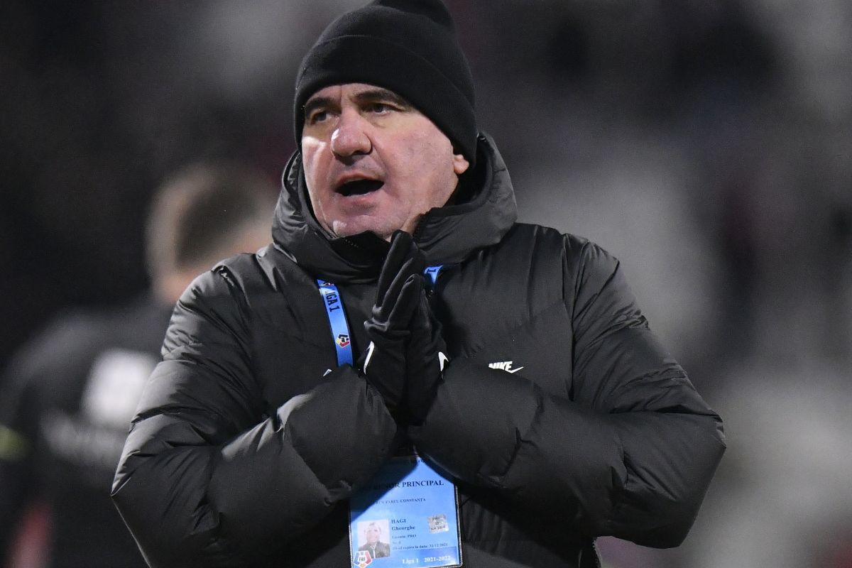 3 lucruri care nu s-au văzut la TV în Dinamo - Farul: „I love you, Hagi”, fredonat pe stadion + „Câinii”, ironizați: „Serie B prossimo anno?”