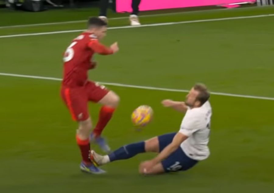Faultul lui Kane Scandal în Premier! Klopp, furios la final, a urlat la „central”: „Tu ești singurul arbitru cu care am o problemă!”. Contraatacul lui Conte