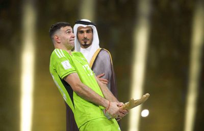 Dumitru Dragomir, despre gestul vulgar al lui Emiliano Martinez: „Dacă nu o să fie așa, să nu îmi ziceți Mitică!”