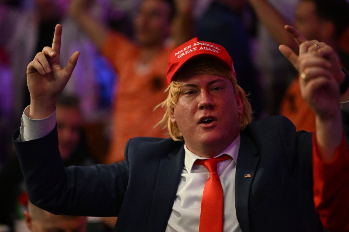 Imagini senzaționale de la Mondialul de Darts