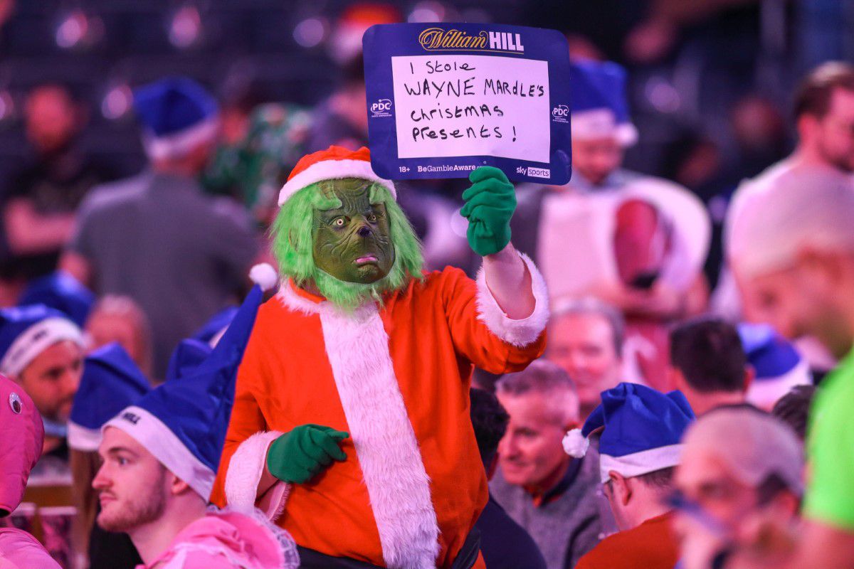 Imagini senzaționale de la Mondialul de Darts