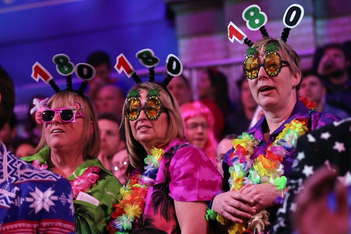 Imagini senzaționale de la Mondialul de Darts