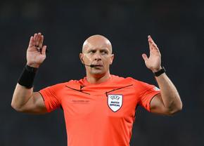 Polonezul Szymon Marciniak intră în istoria arbitrajului. Pentru prima oară, trei mari finale într-un an!