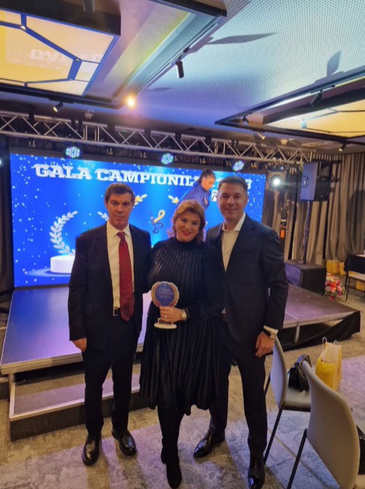 Mihaela, prima soție a lui Borcea, premiată la Gala Campionilor. Cine i-a stat alături