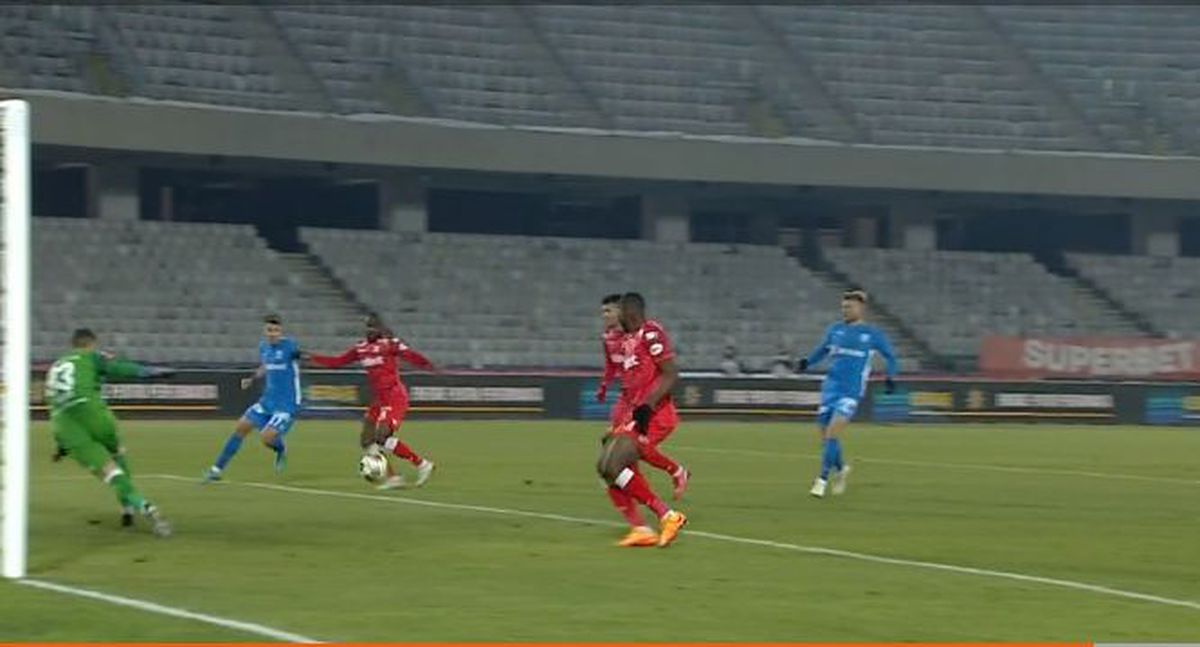 Asistență deplorabilă la meciul UTA - Universitatea Craiova / FOTO: Capturi TV @Orange Sport