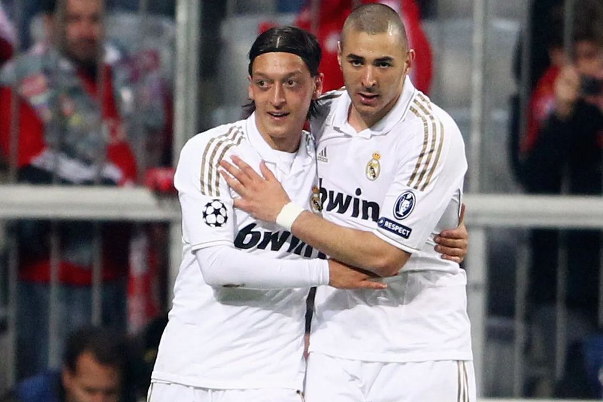 Ozil s-a umplut de mușchi și e criticat de un fost coechipier: „Un mic Cristiano, arată dizgrațios!”