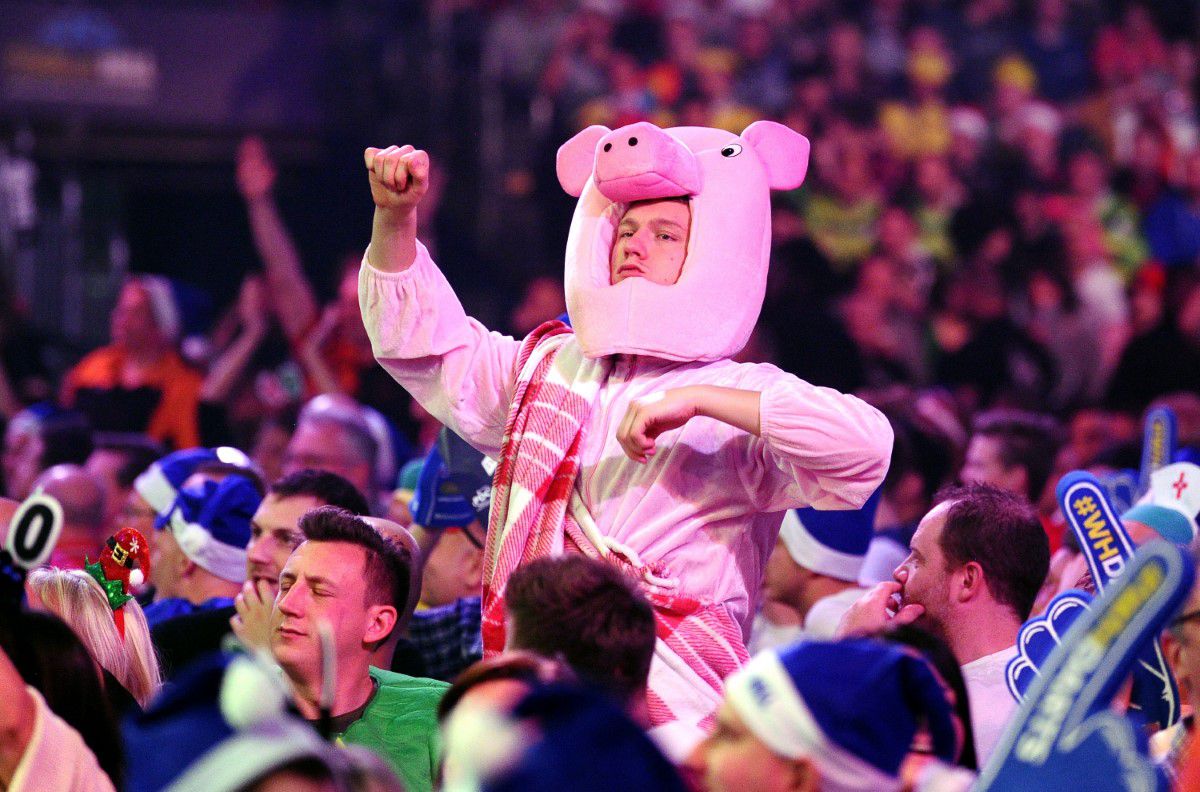 Imagini senzaționale de la Mondialul de Darts