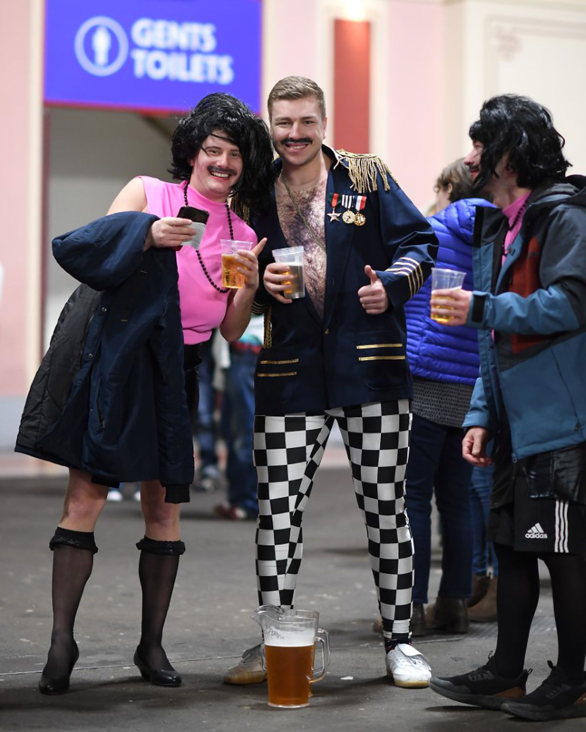 Imagini senzaționale de la Mondialul de Darts