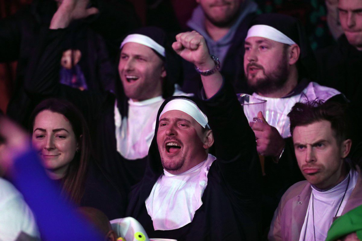 Imagini senzaționale de la Mondialul de Darts