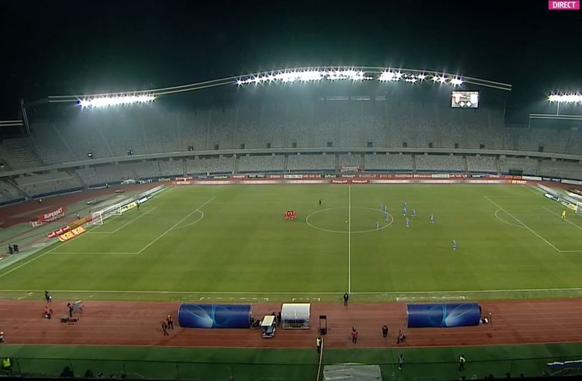 Asistență deplorabilă la meciul UTA - Universitatea Craiova  / FOTO: Captură TV @Digi Sport