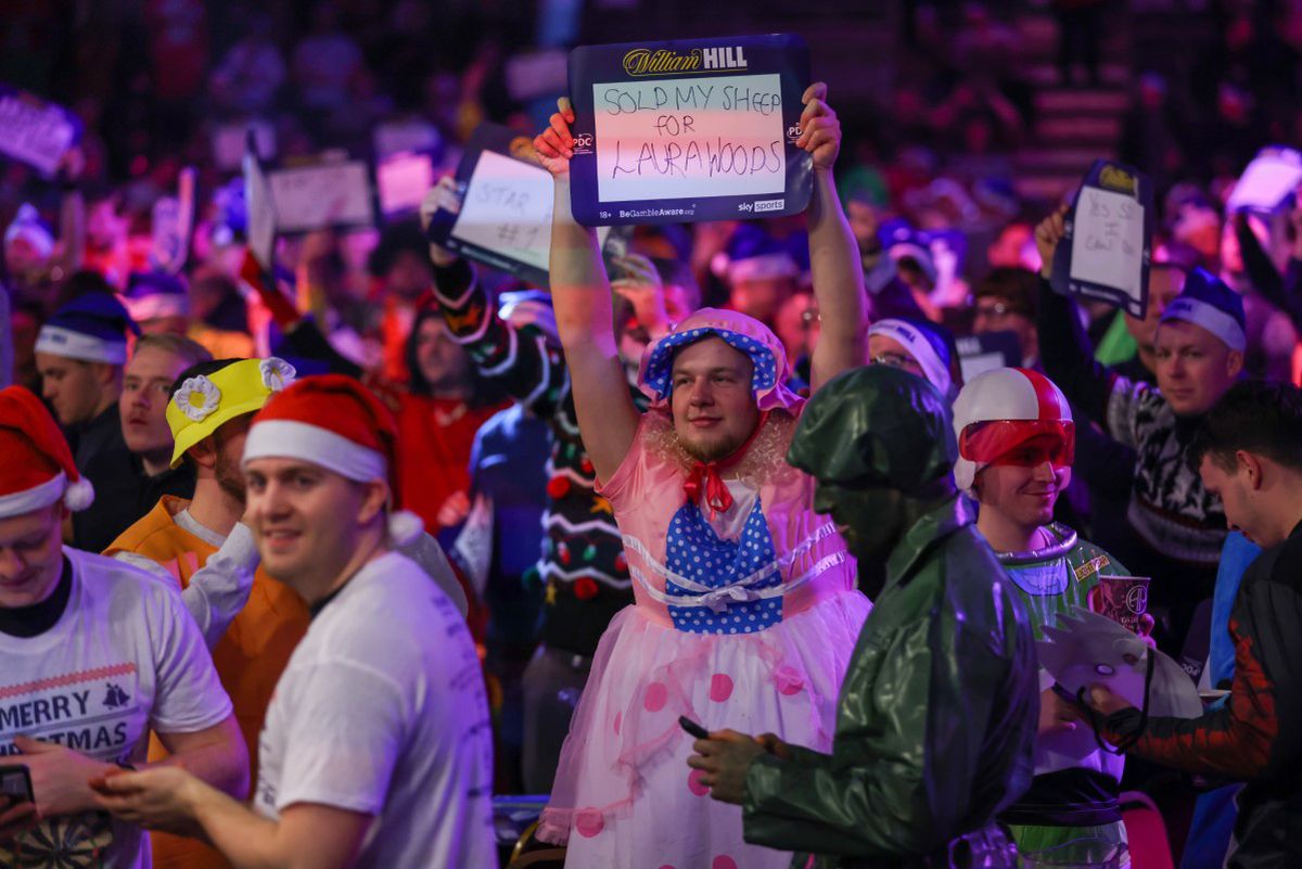 Imagini senzaționale de la Mondialul de Darts
