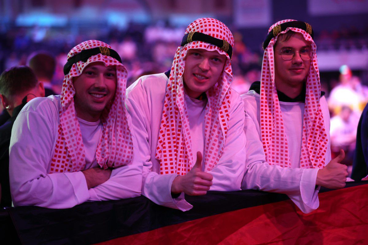 Imagini senzaționale de la Mondialul de Darts