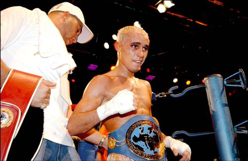 Lopez Bueno, campion mondial la box în 1999, trece prin momente dificile și este nevoit să își vândă centura. foto: Imago Images