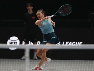 Simona Halep, învinsă și la simplu și la dublu în a doua zi a World Tennis League » Kites, echipa româncei, a pierdut cu Falcons