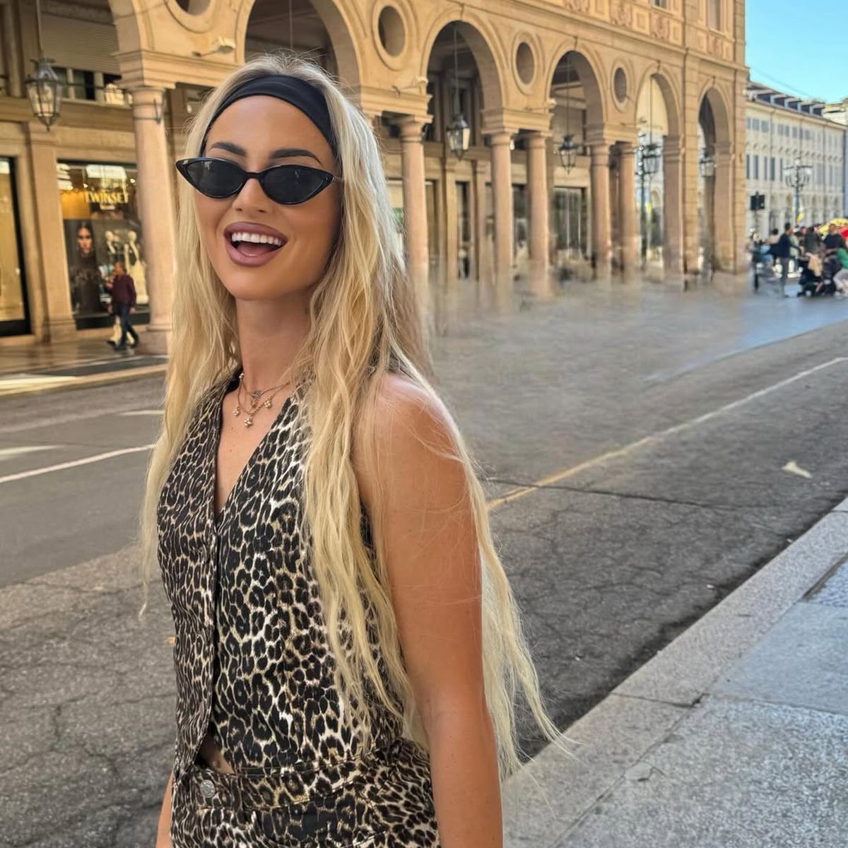 Suma exorbitantă pe care o câștigă Alisha Lehmann, cea mai sexy jucătoare din lume, pentru fiecare postare » Salariul de la Juventus, depășit categoric