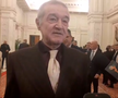 Gigi Becali a luat microfonul unui reporter în Parlamentul României, foto: captură video puterea.ro