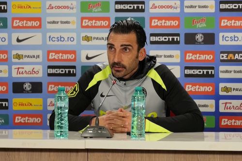 VIDEO Reacția lui Charalambous după ce a fost doar pe locul 6 la „Antrenorul anului” în Superlativele GSP » Ofițerul de presă de la FCSB a intervenit