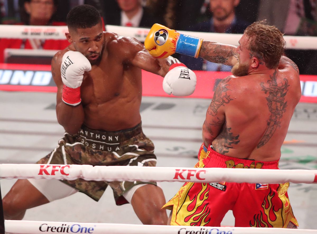 Jake Paul, operat de urgență după KO-ul suferit în fața lui Anthony Joshua: „Timp de șapte zile voi mânca doar cu paiul”