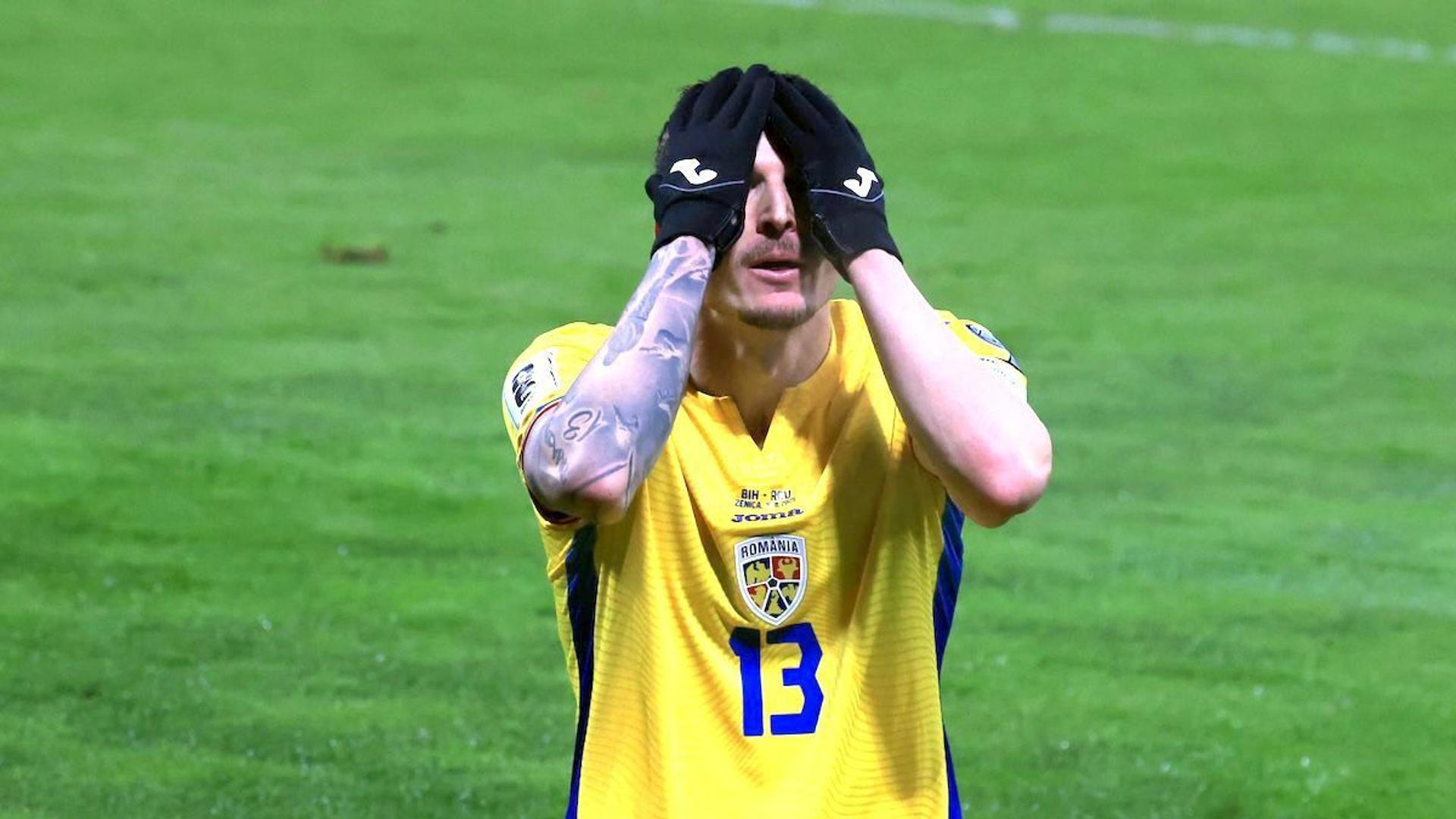 Valentin Mihăilă în echipamentul Rizespor, pe teren, evidențiind impactul accidentărilor fotbalist asupra evoluției sale în sezonul curent | sursa foto: Gazeta Sporturilor Valentin Mihăilă în echipamentul Rizespor, pe teren, evidențiind impactul accidentărilor fotbalist asupra evoluției sale în sezonul curent | sursa foto: Gazeta Sporturilor
