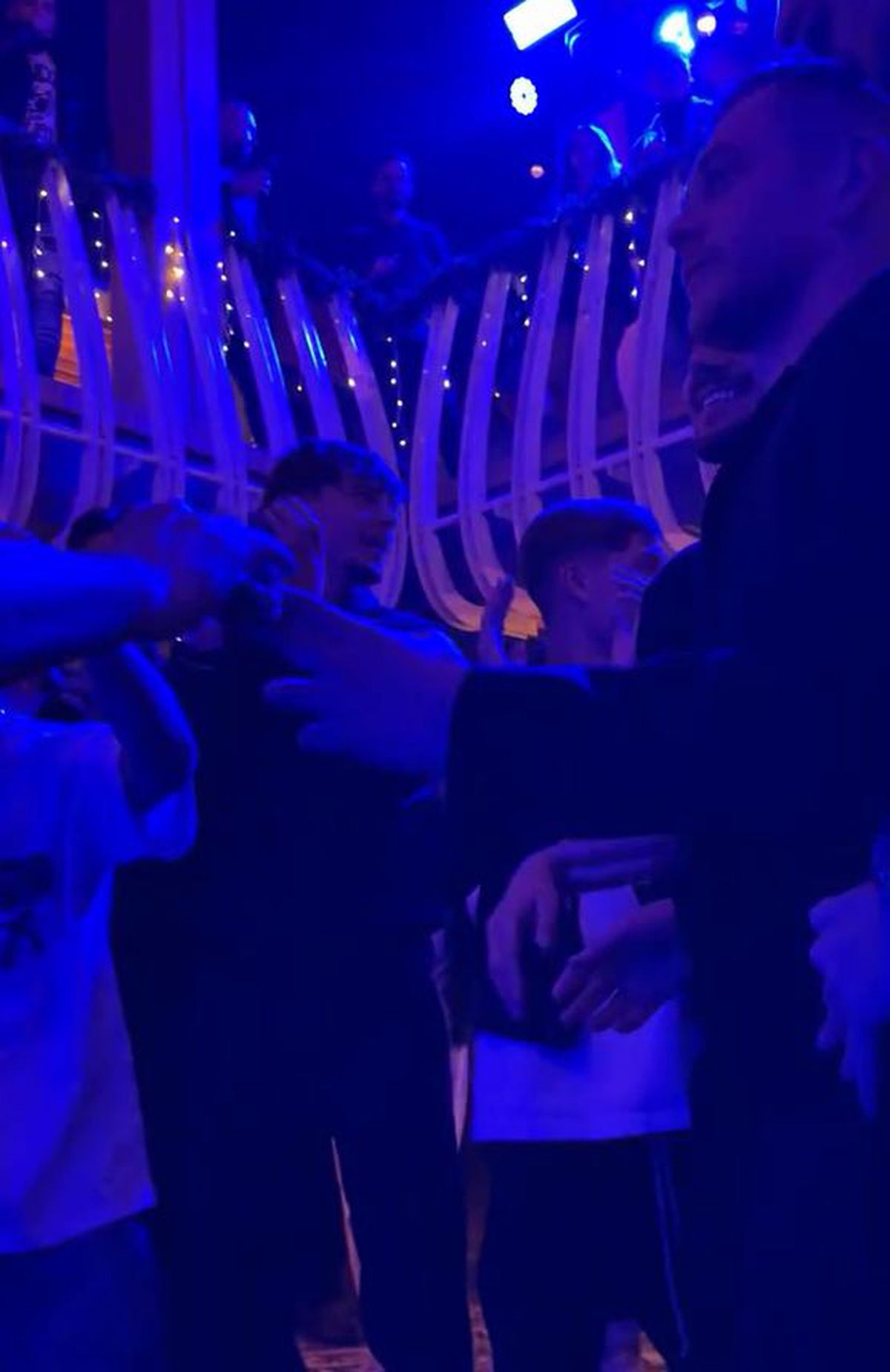 Explicație incredibilă » De ce au mers jucătorii de la Craiova la o petrecere cu manele după drama de la Atena