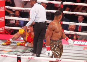 KO în runda 6! Anthony Joshua i-a făcut o fractură dublă de mandibulă lui Jake Paul, în lupta de 200 de milioane $