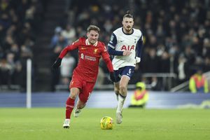 Radu Drăgușin revine în Tottenham - Liverpool » Echipele de start în duelul etapei #17 din Premier League
