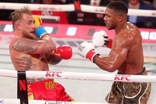 KO în runda 6! Anthony Joshua i-a făcut o fractură dublă de mandibulă lui Jake Paul, în lupta de 200 de milioane $