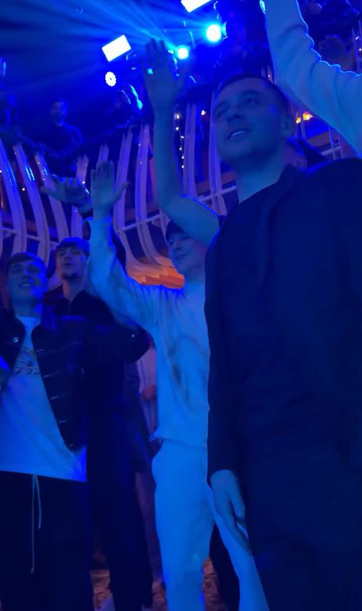 Explicație incredibilă » De ce au mers jucătorii de la Craiova la o petrecere cu manele după drama de la Atena