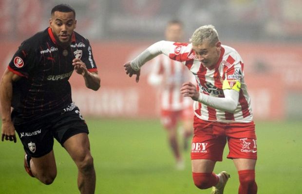 Defensiva lui Dinamo, făcută franjuri de UTA! Fostul câine „a mușcat” și apoi nu a mai putut fi oprit de colegi după gol