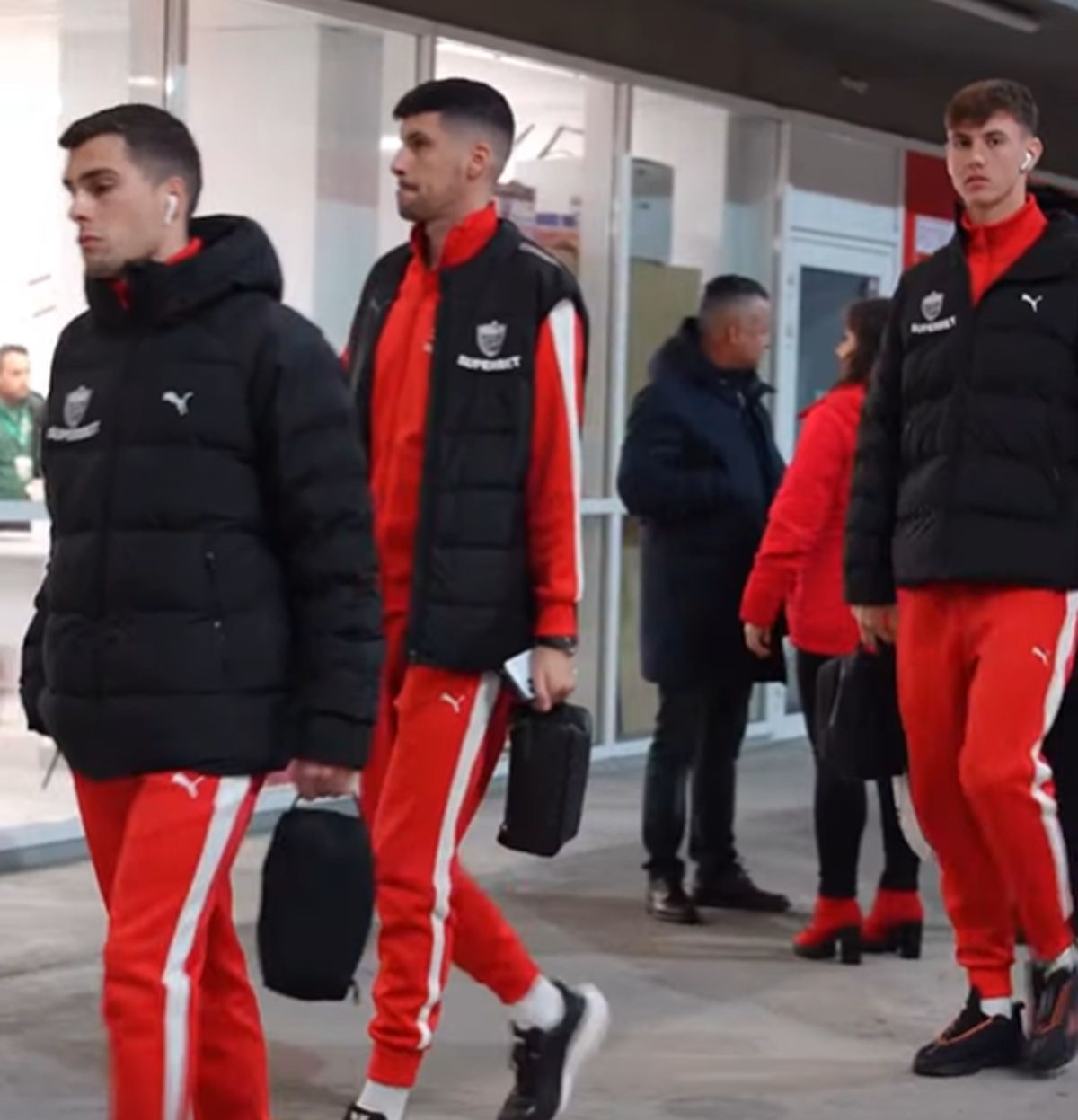 UTA - Dinamo. Cadru cu cadru, cele mai tari imagini ale partidei de la Arad