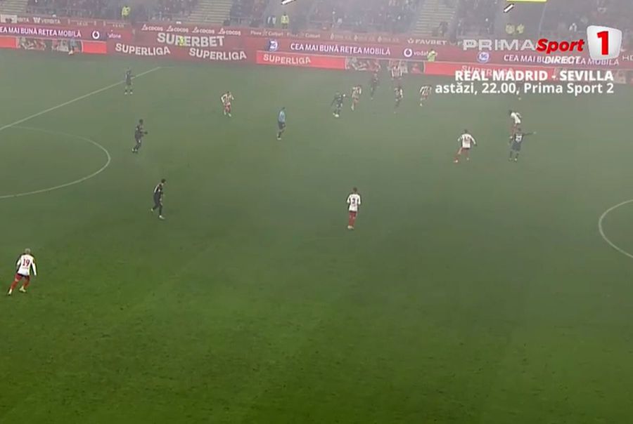 Soro se afla în ofsaid în momentul pasei / Captură Prima Sport 1 UTA - Dinamo 2-0 » „Câini” în hibernare la Arad! Trupa lui Kopic n-a avut nicio șansă, la prima victorie a lui Mihalcea în fața fostei echipe