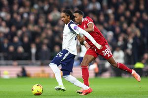 Fluier de start în Tottenham - Liverpool » Radu Drăgușin a revenit după 11 luni