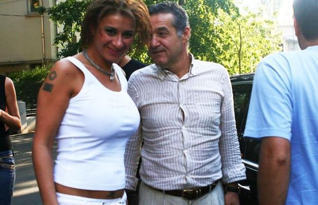 Gigi Becali, derapaj sexist și violent în cazul scandalului dintre Anamaria Prodan și Dan Alexa: „Dacă bărbații și femeile sunt egale, de ce e bine că Alexa nu a lovit-o? Eu o luam, o tăvăleam și îi rupeam mâna”