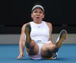 SIMONA HALEP LA AUSTRALIAN OPEN // Simona Halep, căzătură puternică în primul set cu Brady! A cerut intervenția medicului și acuză dureri în meci