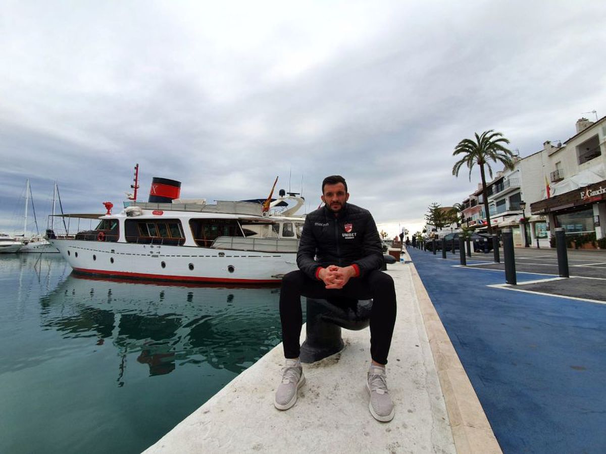 DINAMO // CORESPONDENȚĂ GSP DIN MARBELLA VIDEO + FOTO Dinamo, pe urmele starurilor: „Am auzit că și Ronaldo a venit cu yachtul aici! E diferență mare față de haosul de acasă”