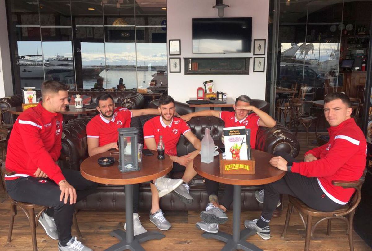 DINAMO // CORESPONDENȚĂ GSP DIN MARBELLA VIDEO + FOTO Dinamo, pe urmele starurilor: „Am auzit că și Ronaldo a venit cu yachtul aici! E diferență mare față de haosul de acasă”