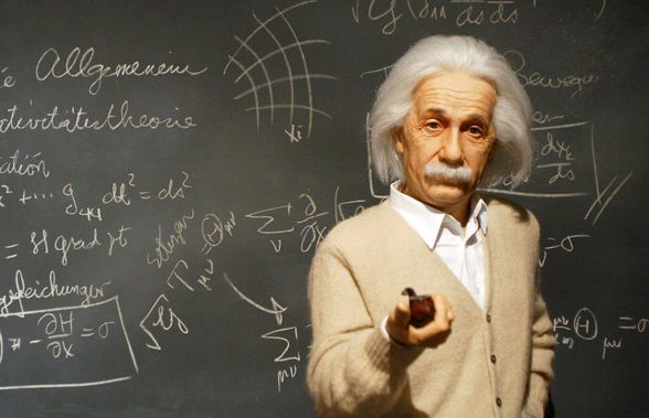 Le-a plăcut și cartea, nu doar joaca! TOP 5 fotbaliști cu mintea limpede și în afara terenului! Cine are IQ-ul aproape cât Einstein