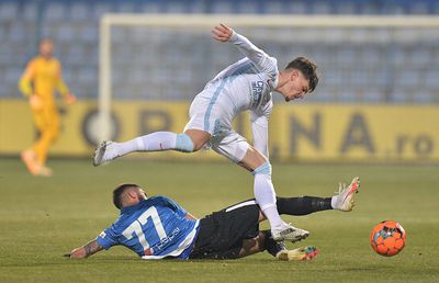 FCSB. Becali, mesaj tranșant despre transferul lui Dennis Man: „El știe bine asta”